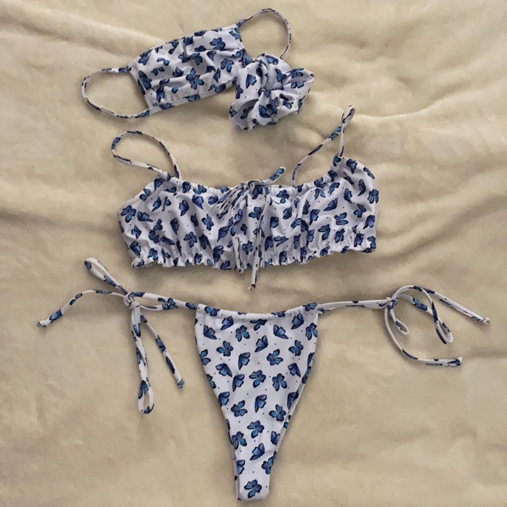 Mahina swimwear butterfly set